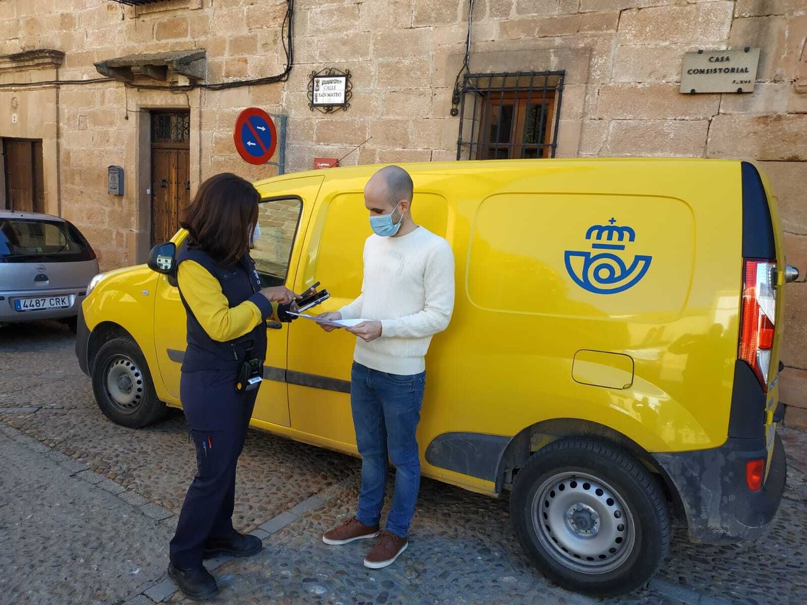 Los carteros rurales ofrecerán servicios de Correos a domicilio