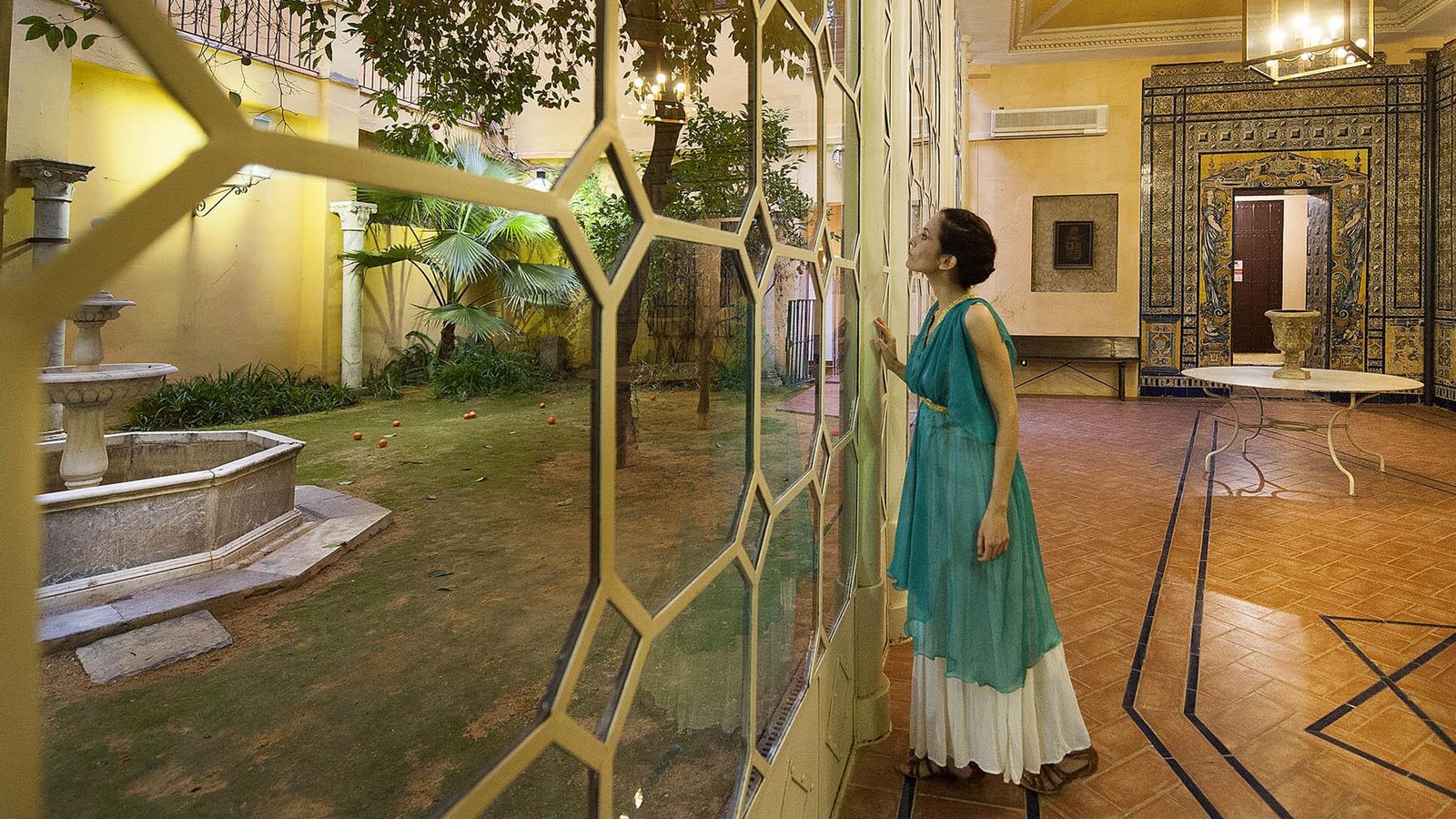 En la visita teatralizada pueden recorrerse, a puerta cerrada, las dos plantas del palacio.