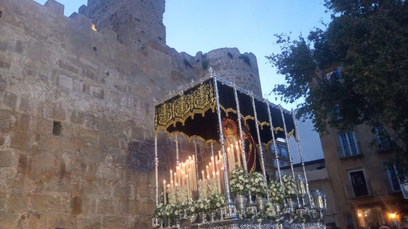 El trono de María Santísima del Calvario.