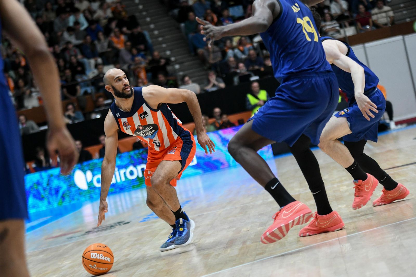 El Barcelona cae en La Coruña y deja al Unicaja prácticamente seguro como cuarto en la ACB