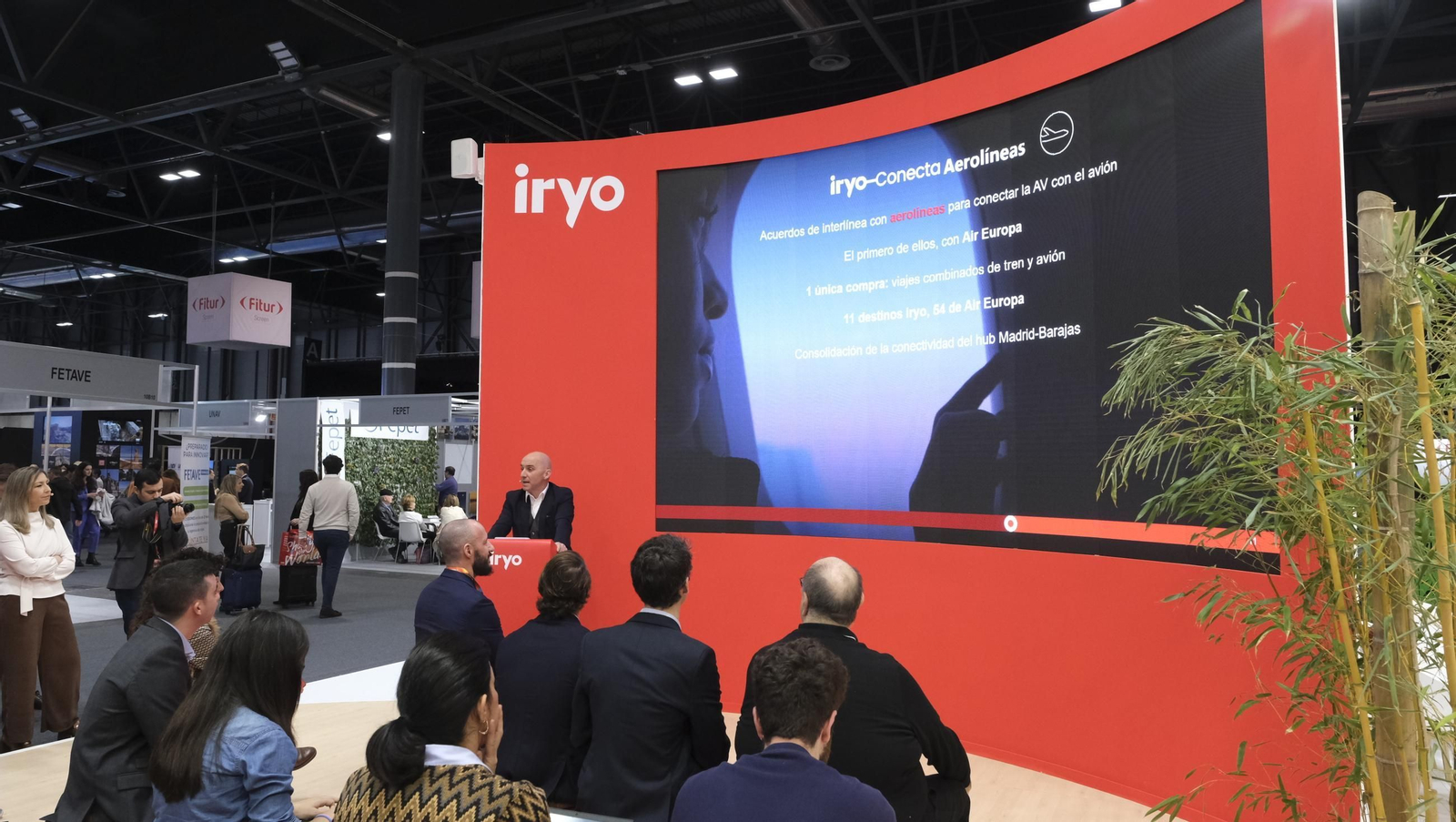 Las imágenes del segundo día de FITUR 2025, en Madrid