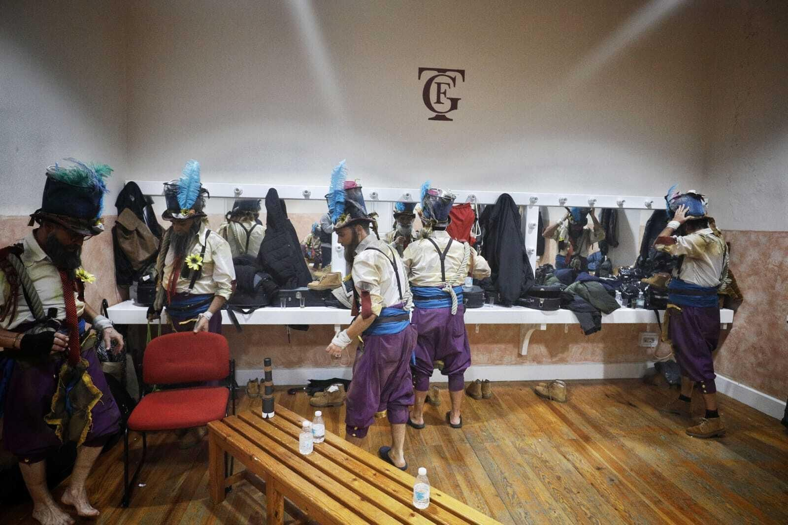 Coro Los Martínez en camerinos