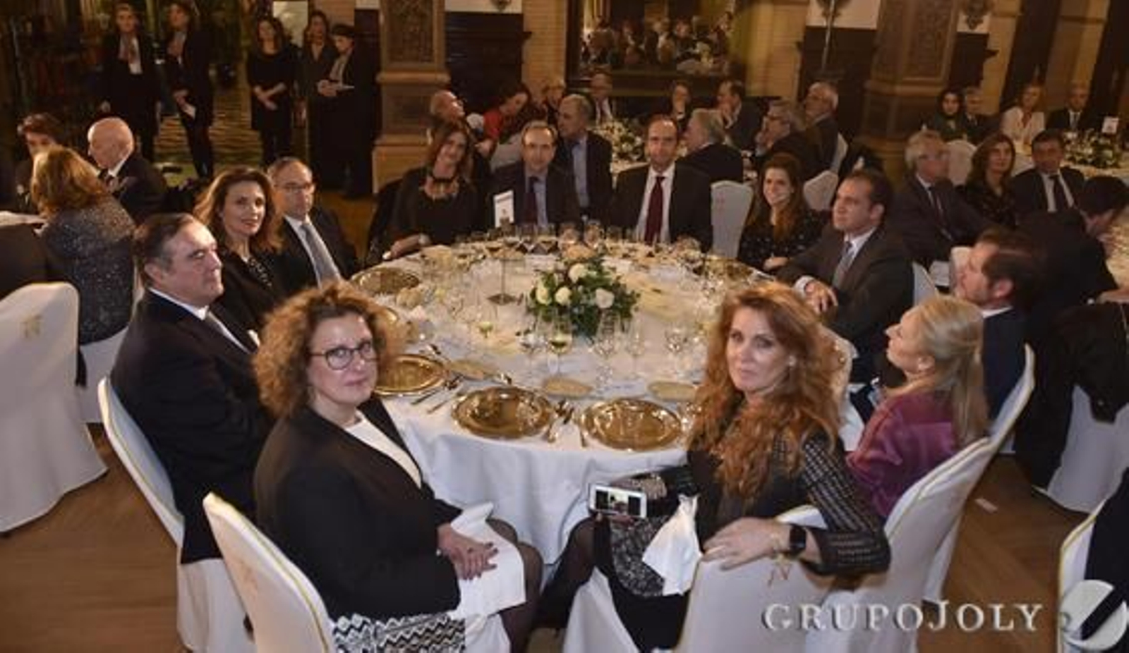 Luisa Moreno, José Ramón Estévez, Cristina Salazar, Antonio Hernández, Rosa Joly, Juan Carlos Fernández, Alberto Delgado, Reyes Sosa, José Moya, José Daniel González-Aller, Pilar González, Mª Luisa Cuñado.