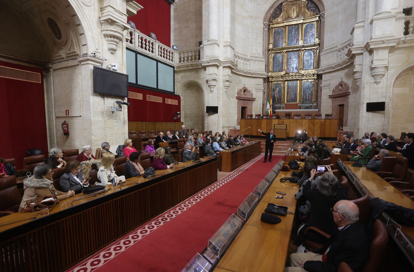Visita de la última promoción de enfermería(1972) que trabajó en el Hospital de las Cinco Llagas