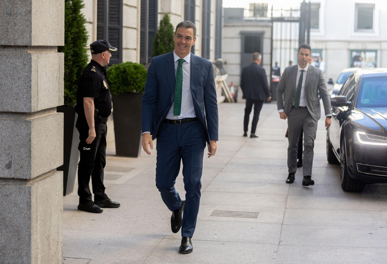 Pedro Sánchez entra en el Congreso de los Diputados.