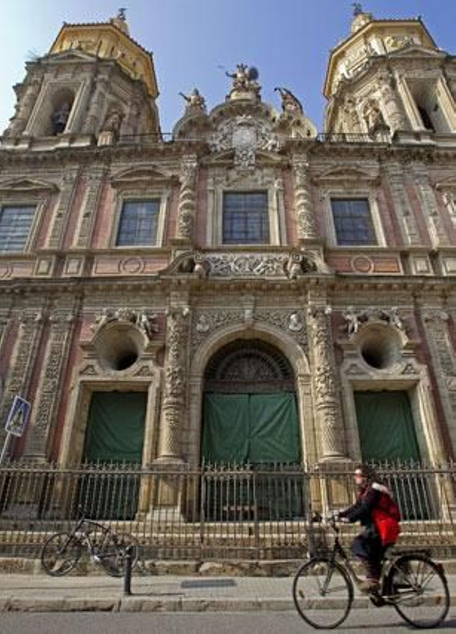 Hallan restos mudéjares en la iglesia de San Luis de los Franceses