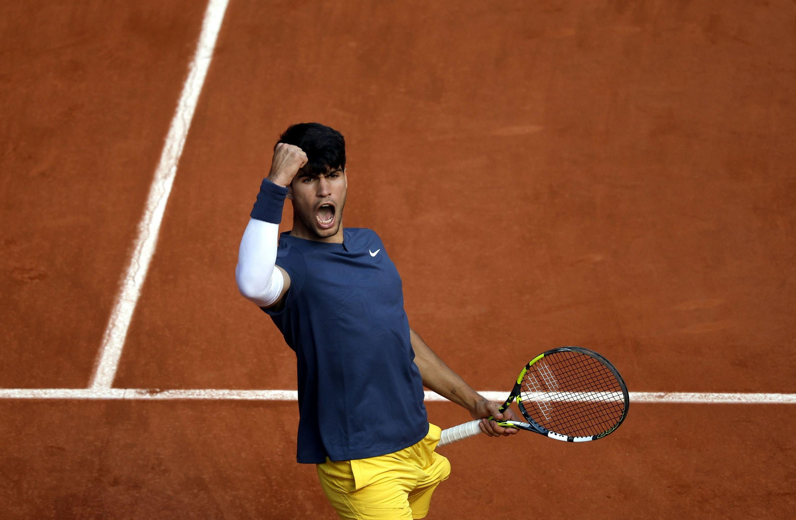 Las fotos del primer título de Carlos Alcaraz en Roland Garros