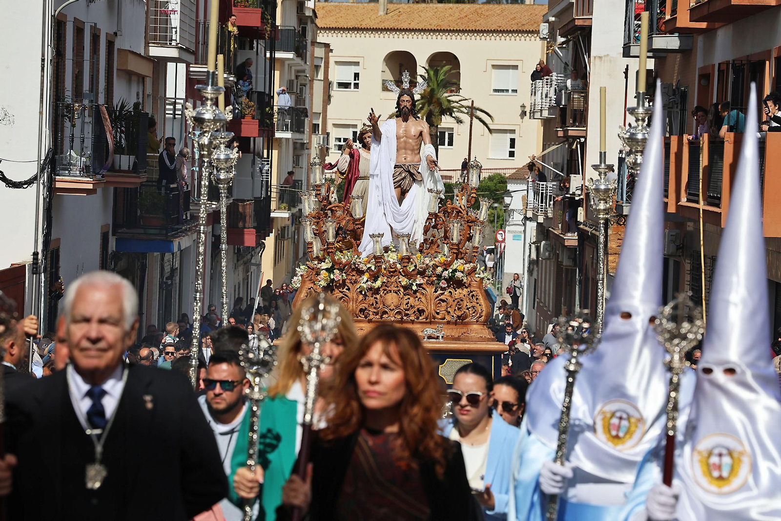 Imágenes de El Resucitado por el barrio de La Hispanidad
