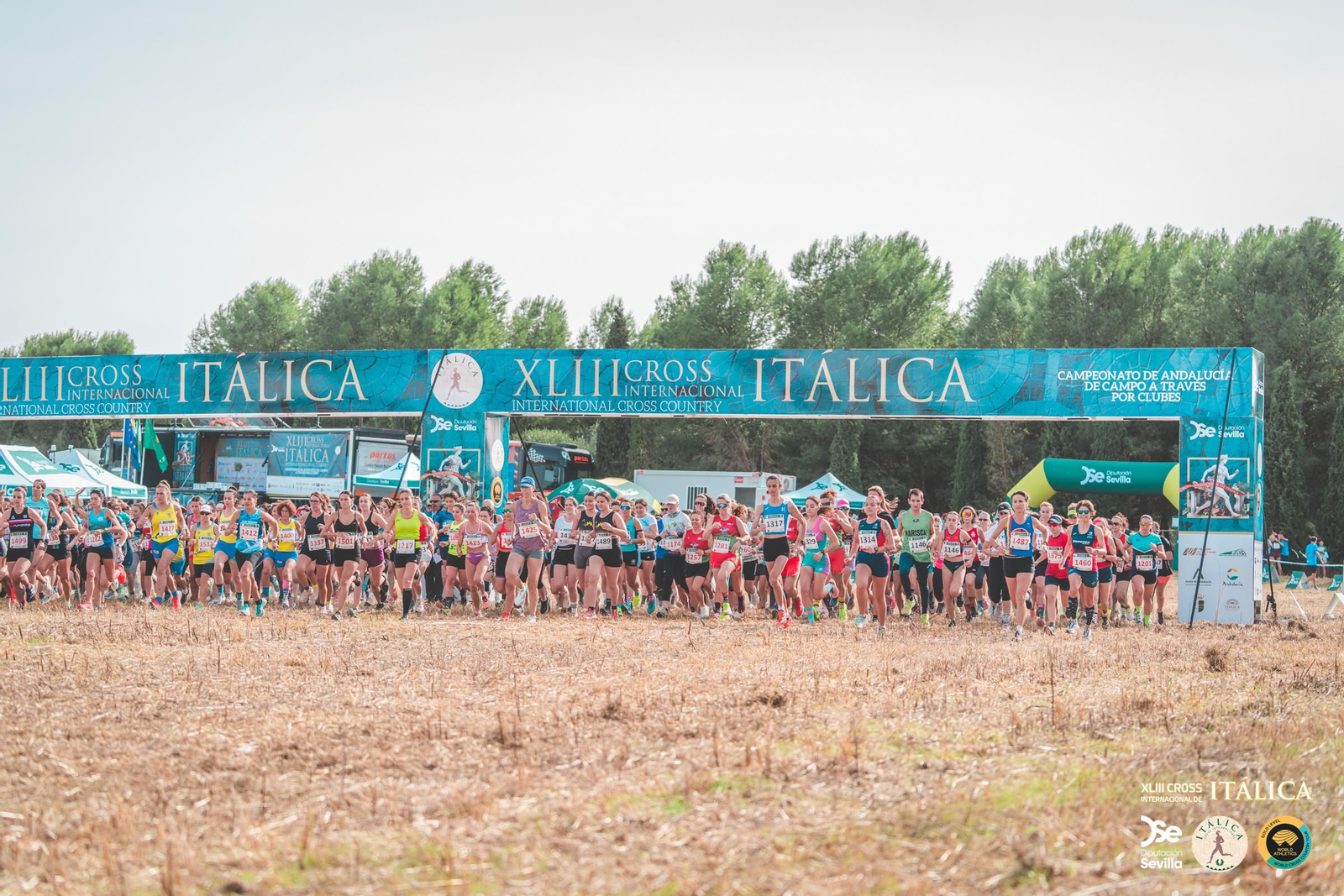 Búscate en las fotos del Cross de Itálica 2025 | 1