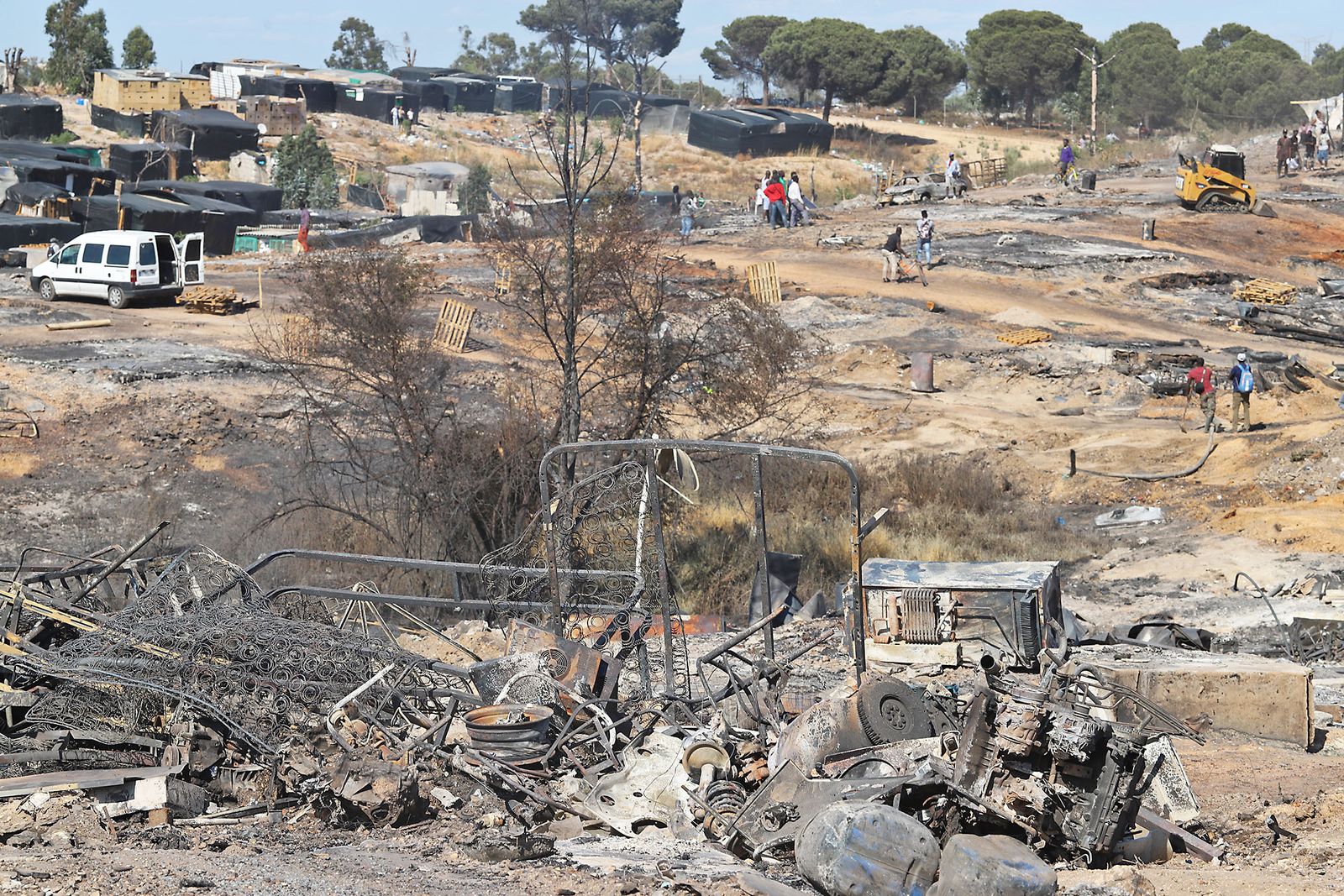 Así quedó el asentamiento de chabolas en Palos de la Frontera tras el incendio