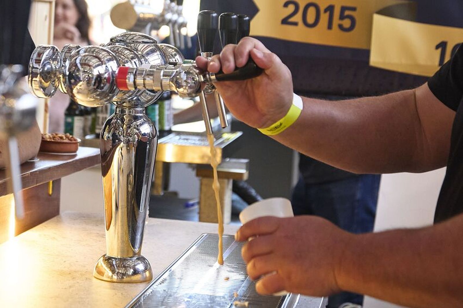 La cortaíta y el pico duro