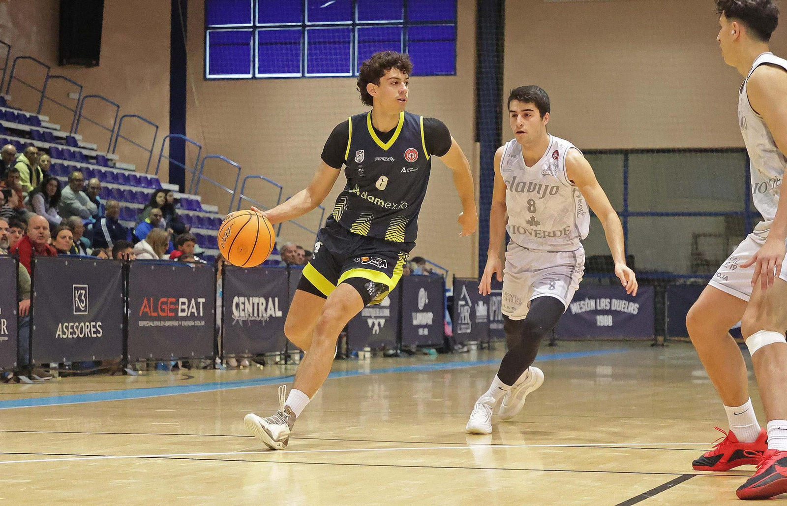 Las fotos de Udea Algeciras - CB Clavijo de la Segunda FEB de baloncesto