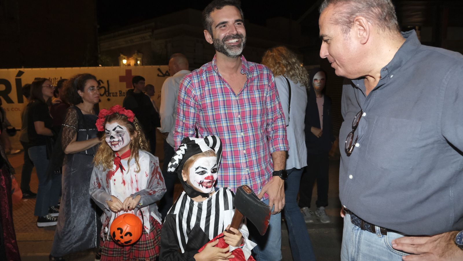 Las imágenes de la Noche en Negro en Almería, Halloween.