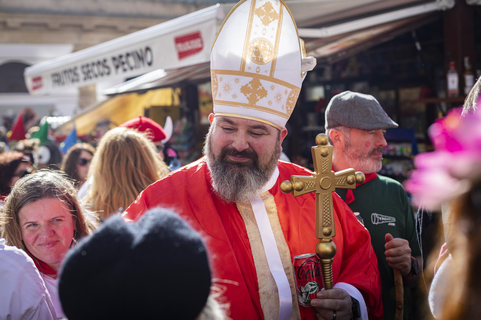 Las mejores imágenes del primer sábado de Carnaval en Cádiz 2024