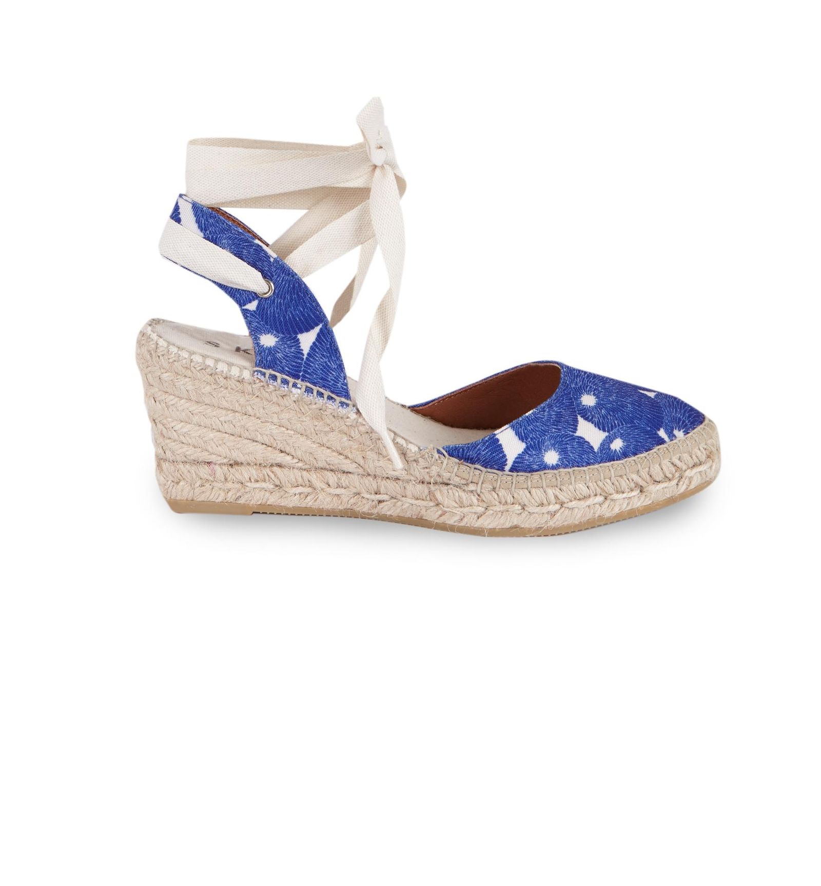 Alpargatas con cuña Hondar de la firma SKFK.