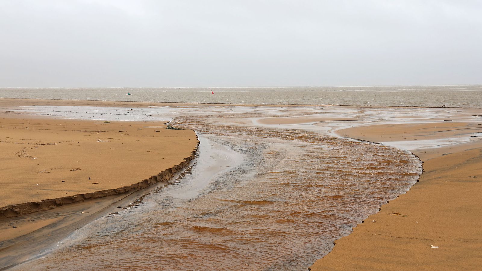 Daños ocasionados por la borrasca Leonardo en El Portil
