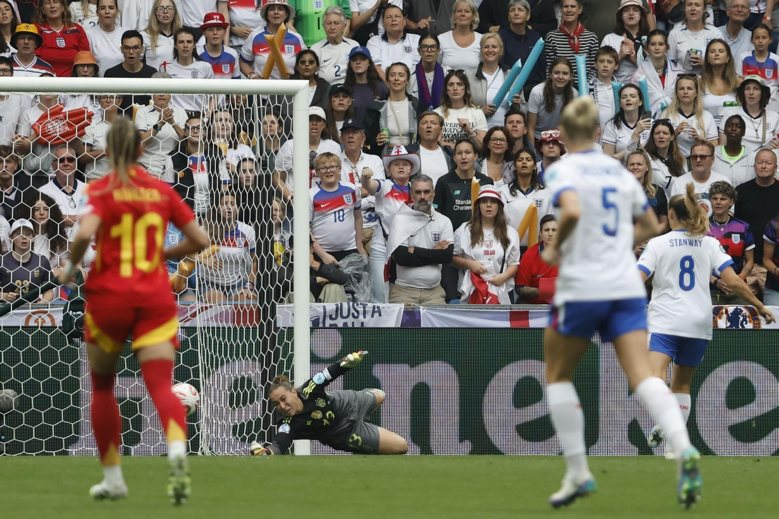 Las mejores imágenes de la final España - Inglaterra de la Eurocopa femenina