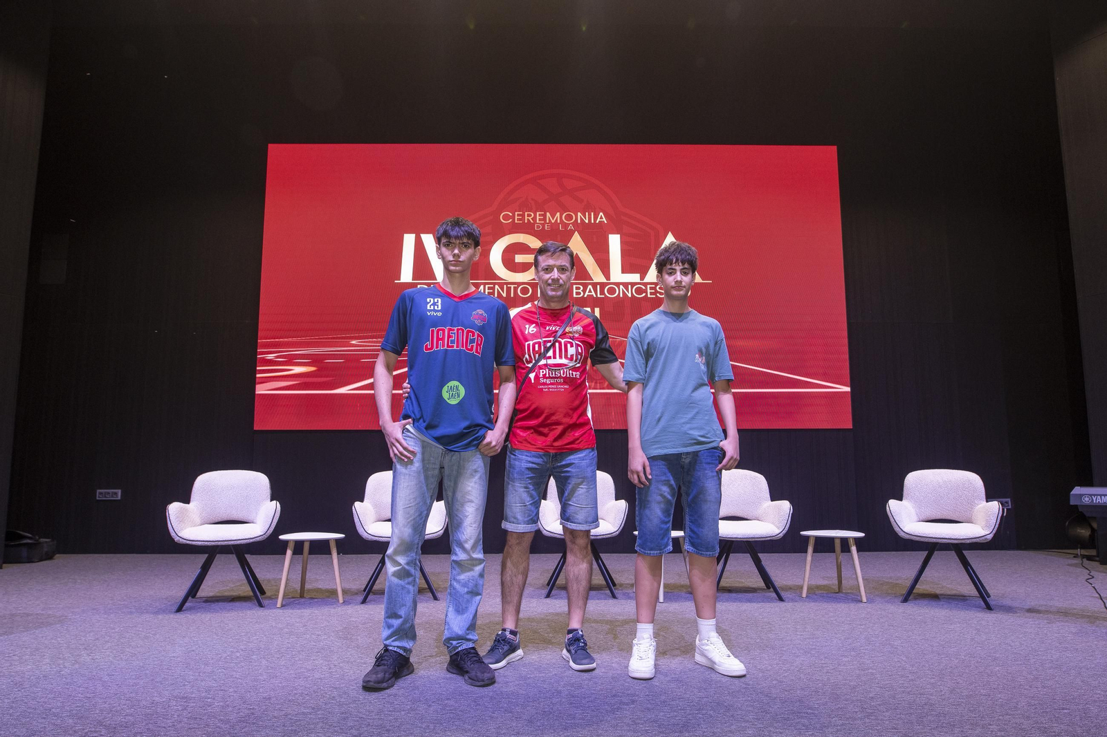 Valores y emoción en la IV Gala de Fomento del Baloncesto del Jaén CB, en imágenes