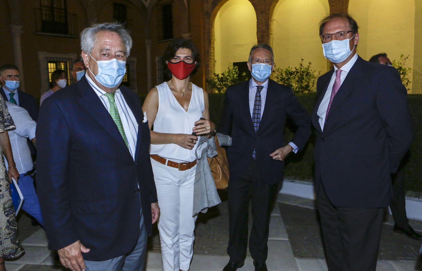 Las imágenes de la presentación del 18º Anuario Joly