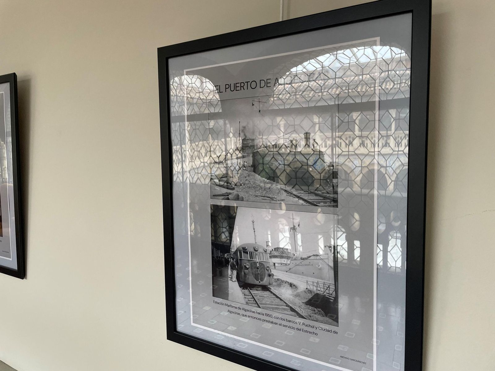 Exposición dedicada al fotógrafo linense José García Sánchez