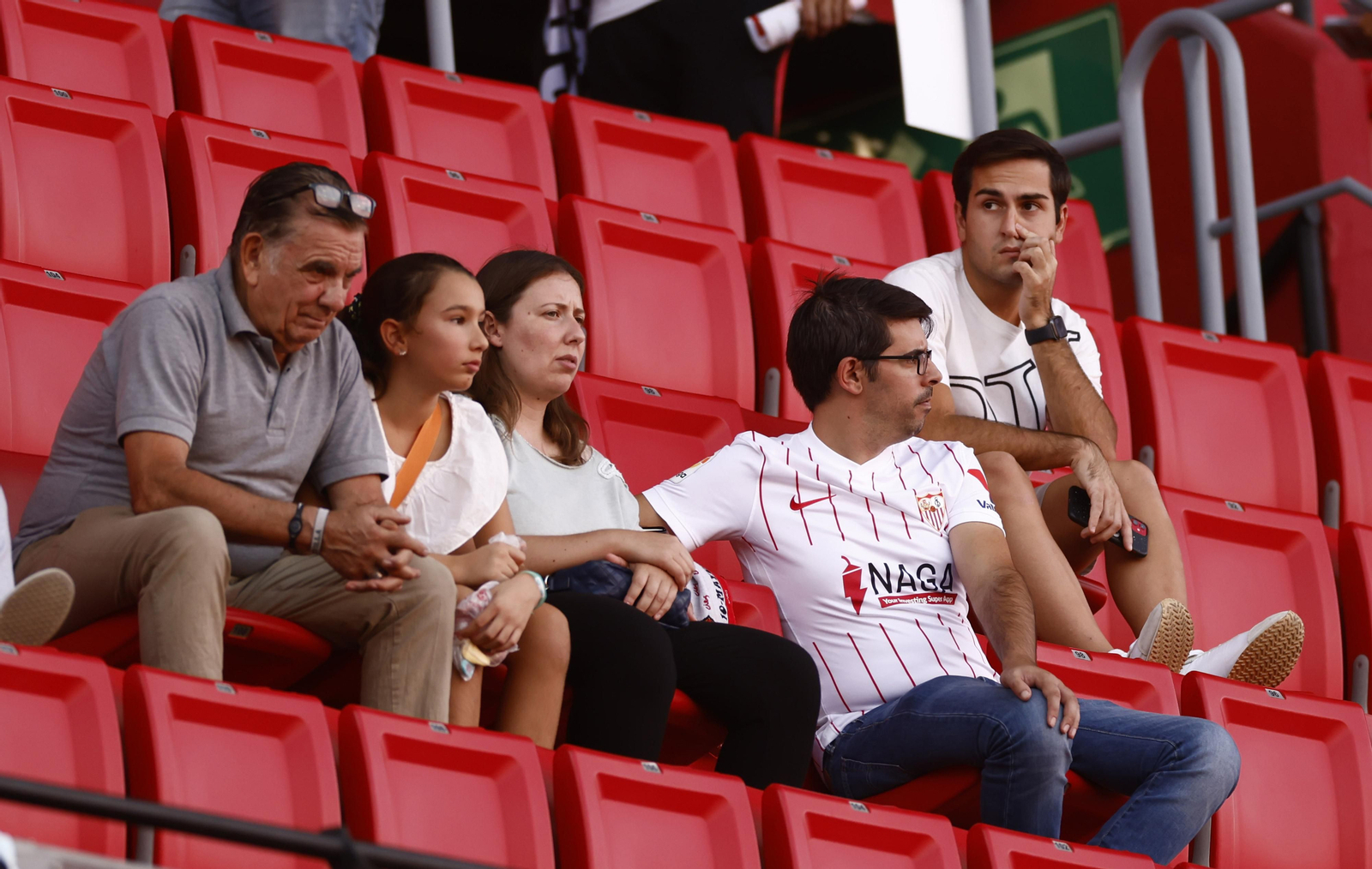Búscate en las fotos del Sevilla-Athletic