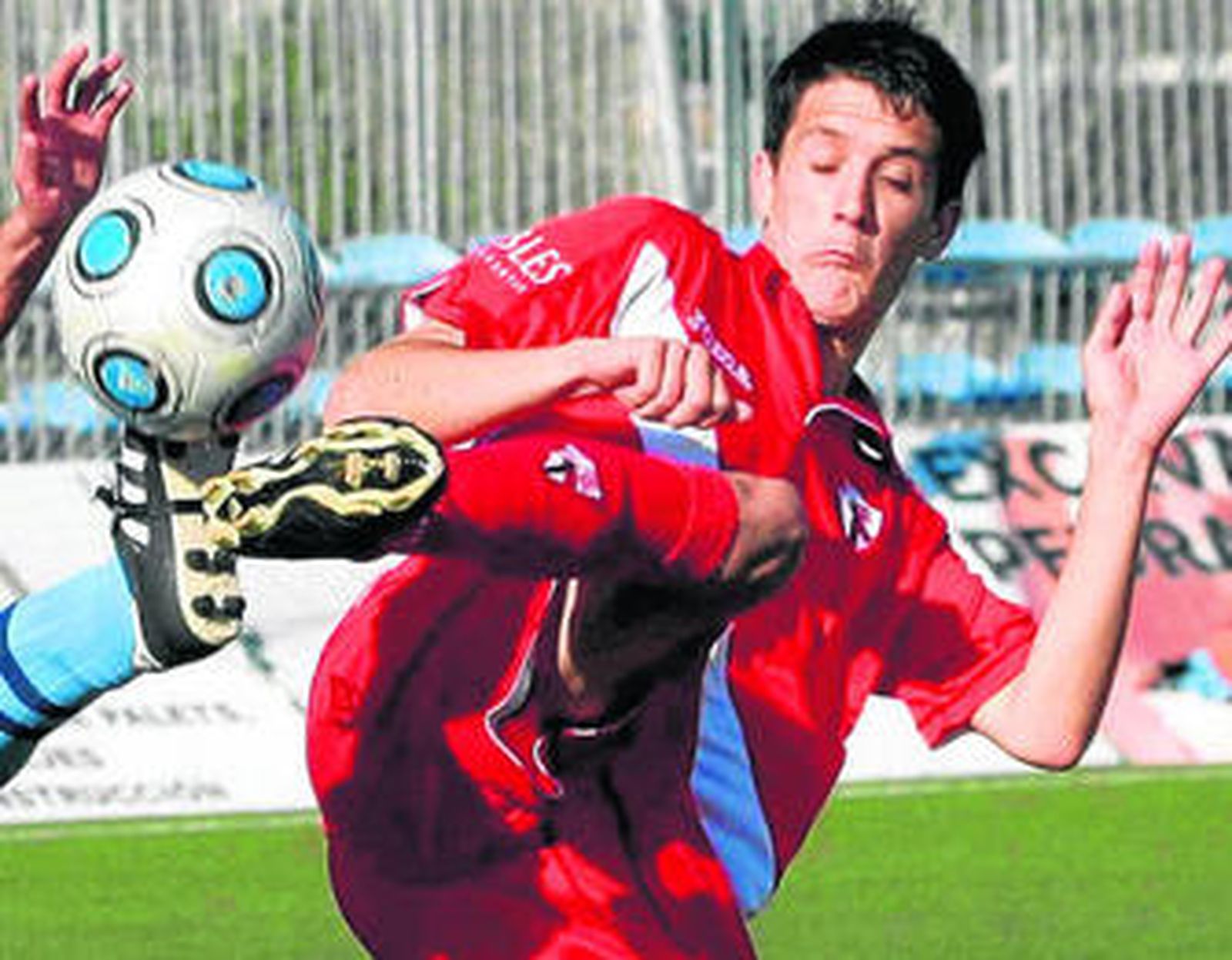 El jerezano Luis Alberto logró el tanto que puso por delante al Sevilla Atlético.