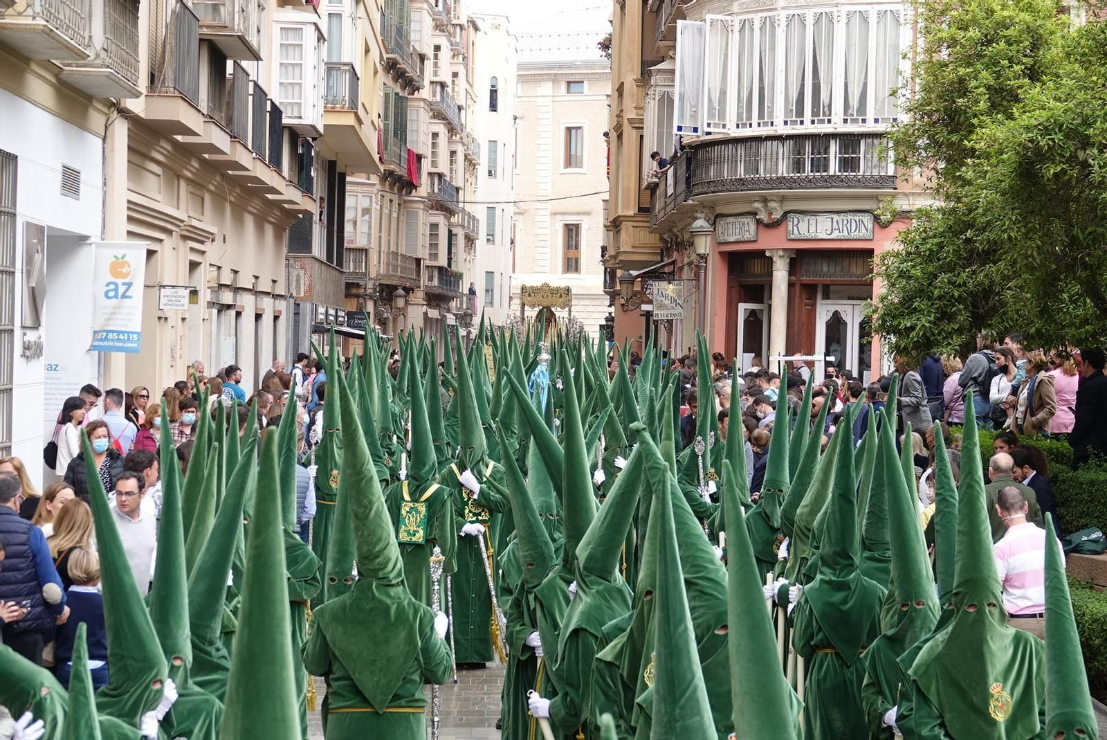 Las fotos de Estudiantes, en el Lunes Santo de Málaga
