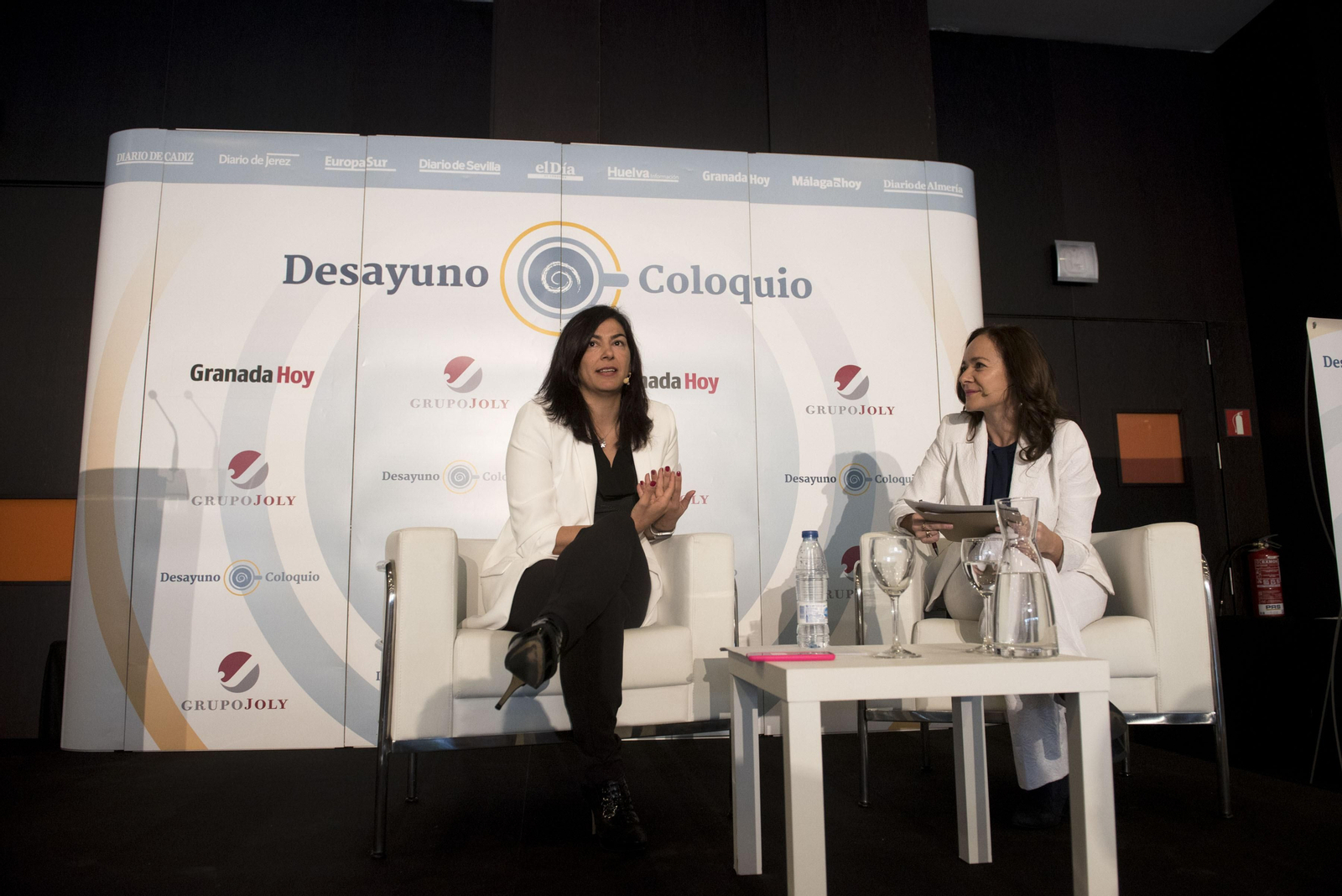 María José Rienda y Magdalena Trillo durante el Desayuno-Coloquio María José Rienda y Magdalena Trillo durante el Desayuno-Coloquio