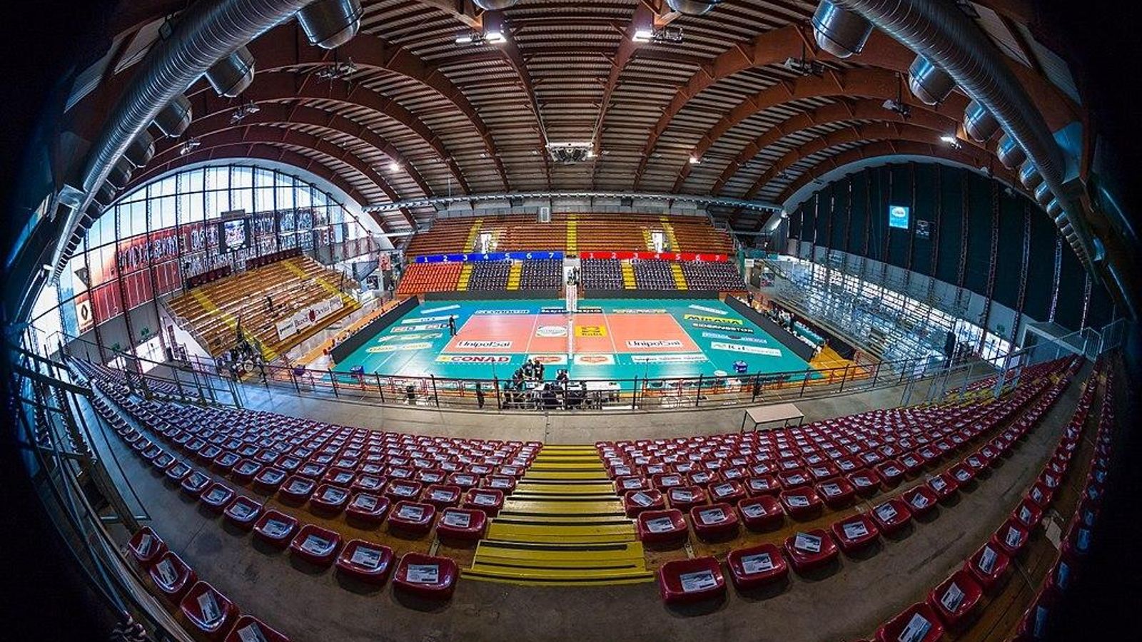 Vista del PalaEvangelisti de Perugia, donde el Universidad femenino jugó la Final 4 de la Recopa del 2000