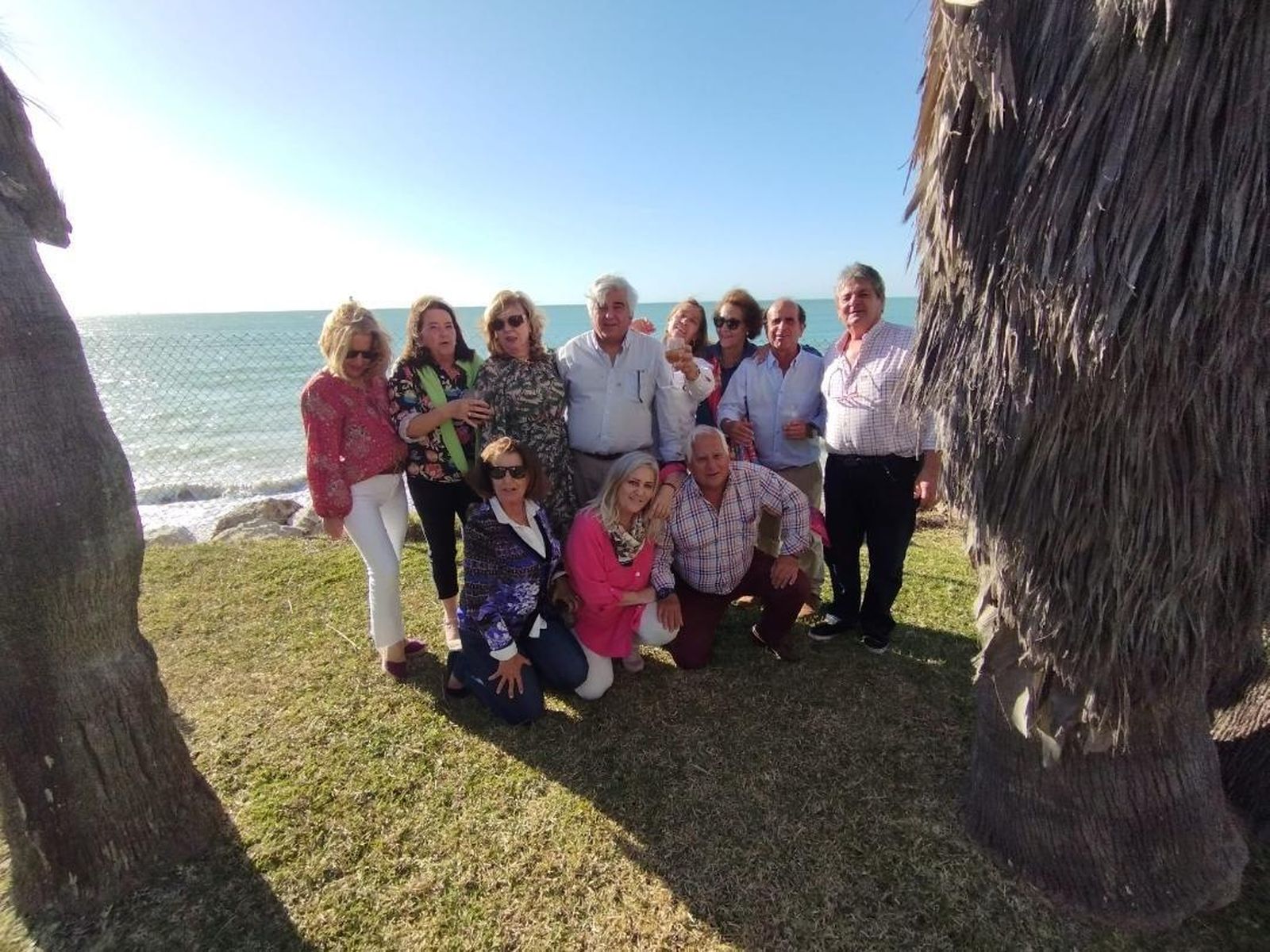 Adela Bernal, Rosario Barbadillo, María del Carmen Fernández, María Luisa Lavado, Manolo Barbadillo, Angelines Vidrie, Dodo López Rodríguez, Antonio Moreira, María José Burgos, Asunción Serrano y Rosendo Catalayud.