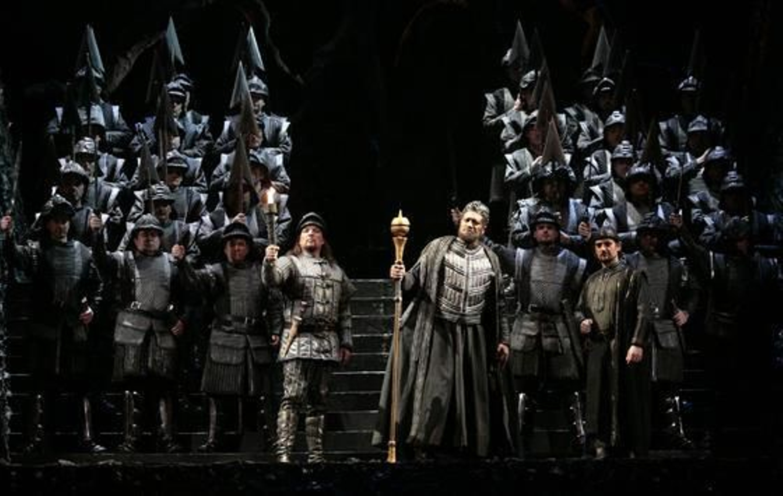 Imagen del ensayo general de 'Sárka' en el Teatro de la Maestranza. / Juan Carlos Muñoz