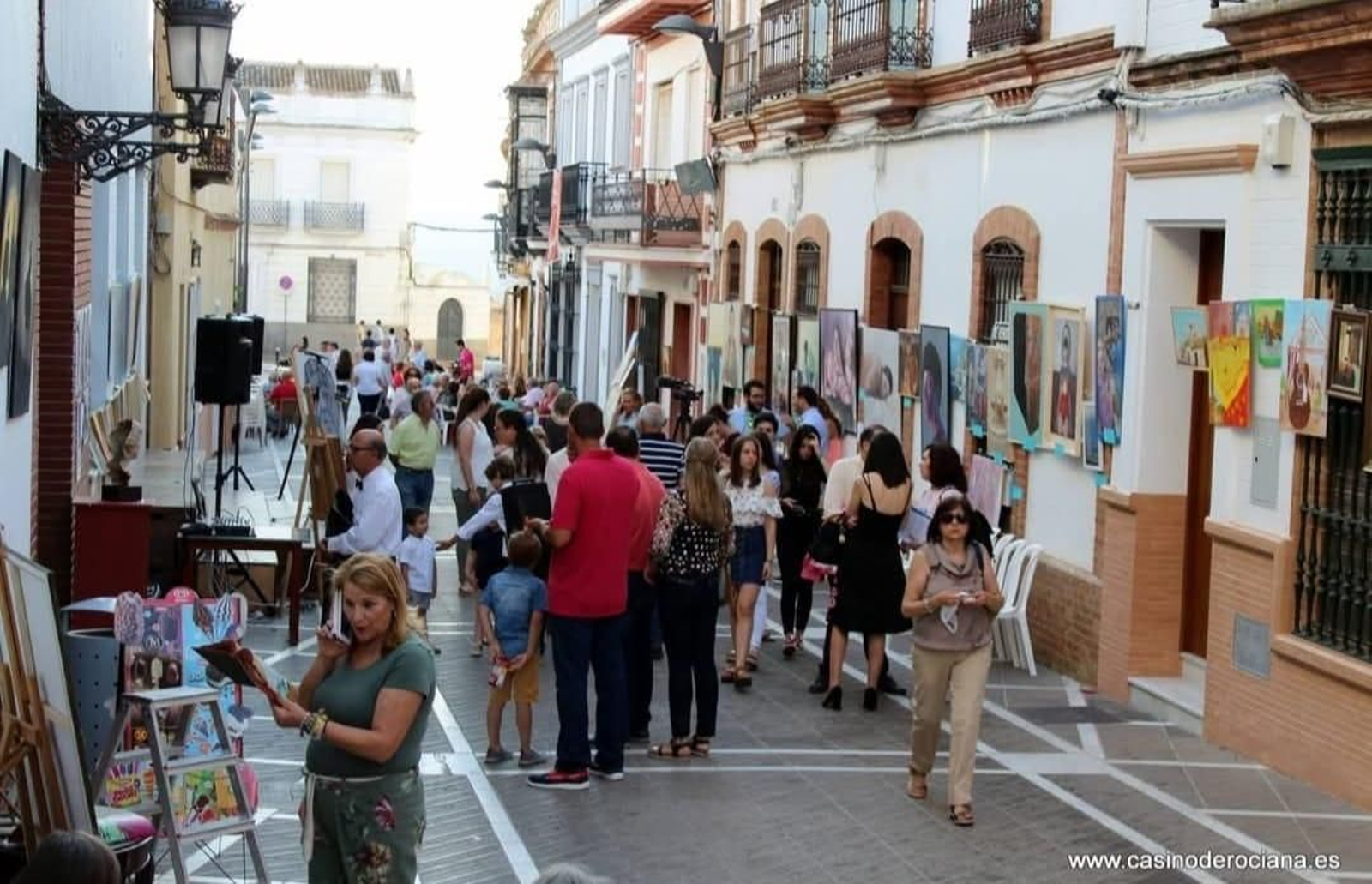 Imágenes de las calles de Rociana del Condado.