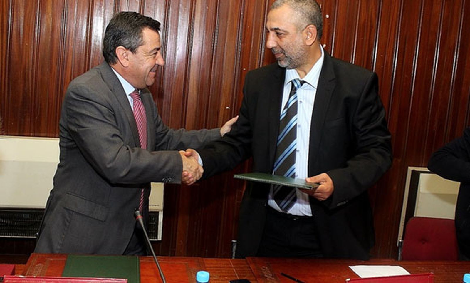 Acuerdo con Kenitra para cooperación logística, cultural, económica, deportiva, social y medioambiental