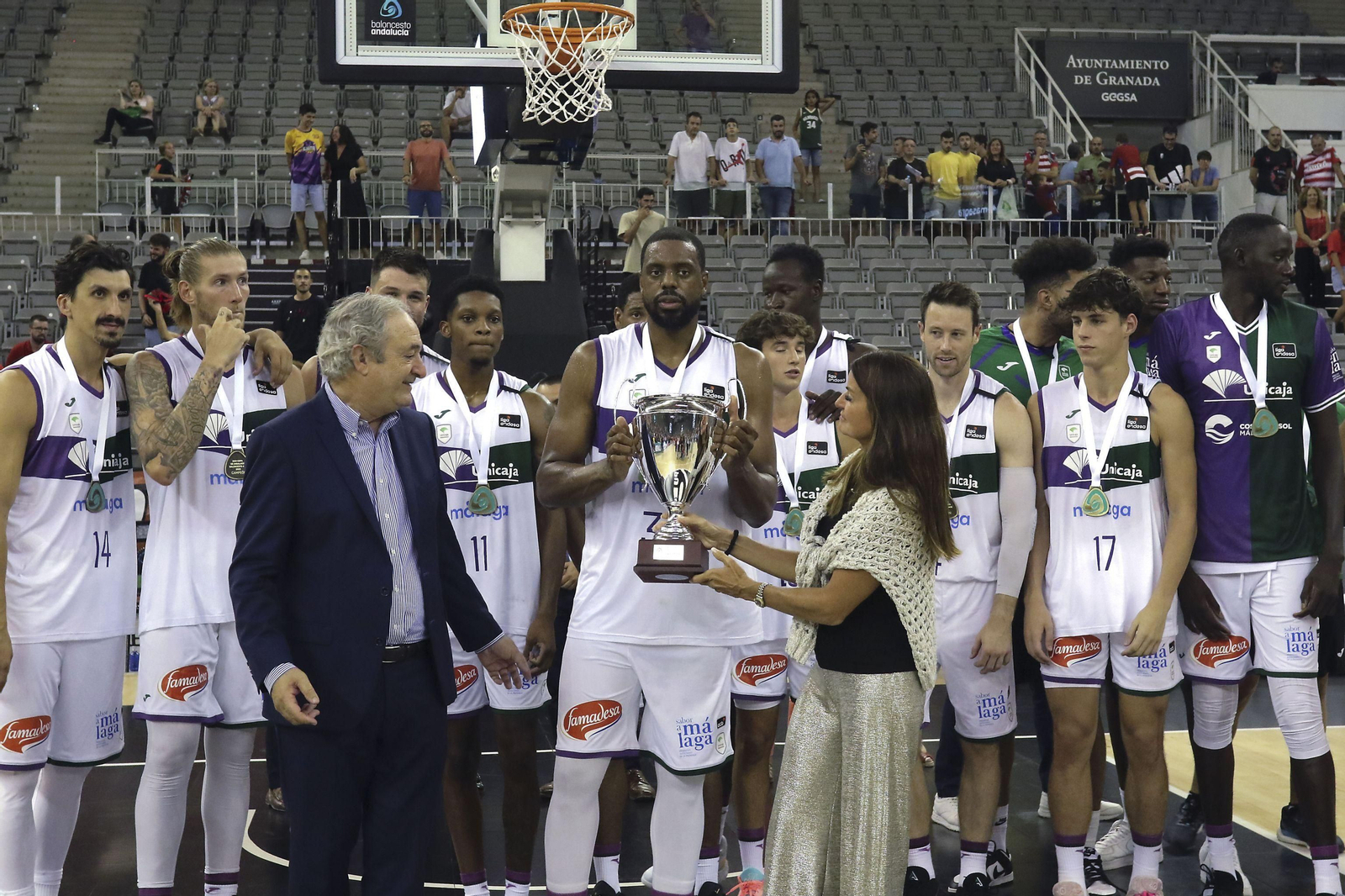 El Granada-Unicaja de la Copa Andalucía, en fotos