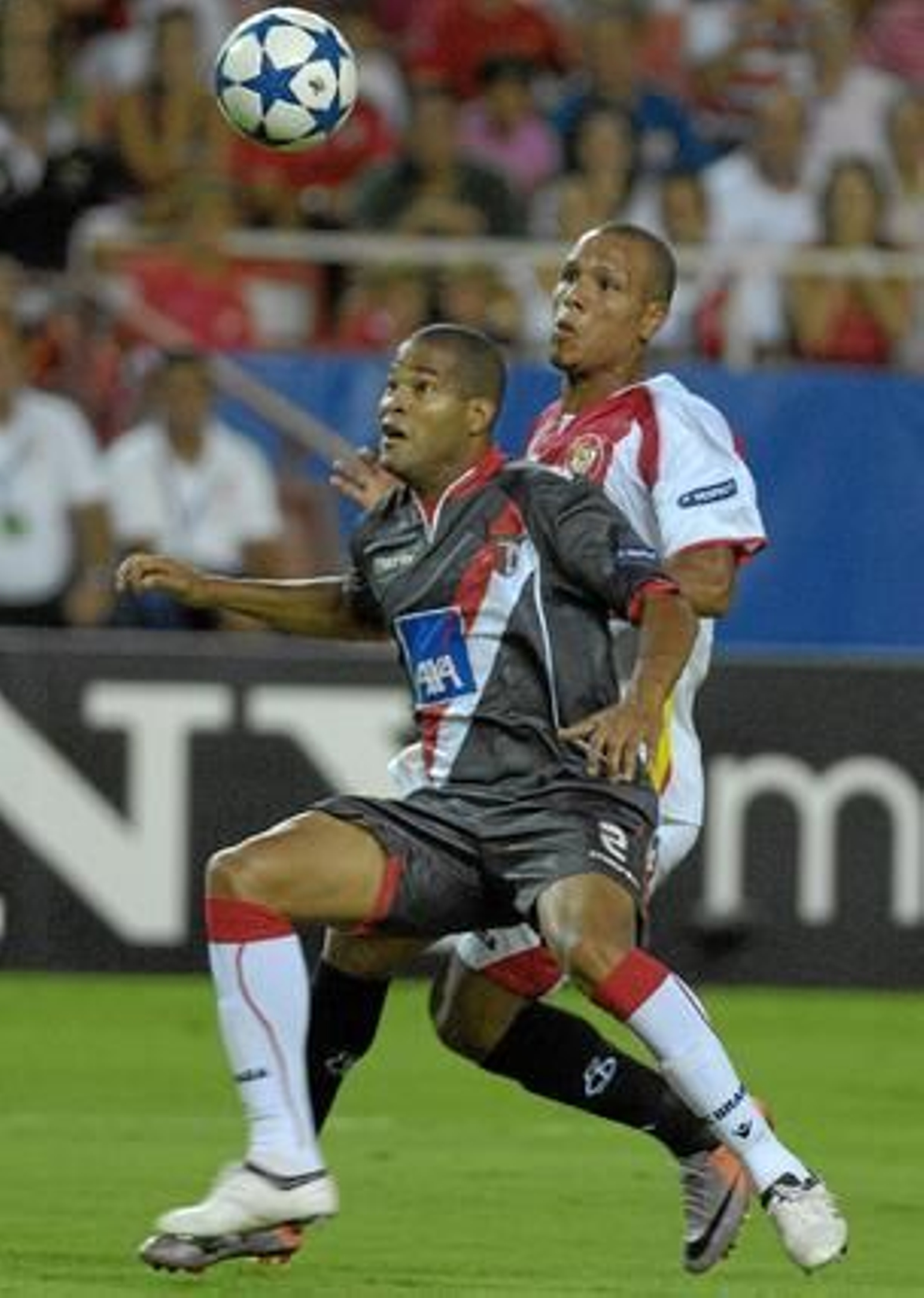 El Braga sorprende en Nervión y deja al Sevilla sin 'Champions'  Foto: Manuel Gomez