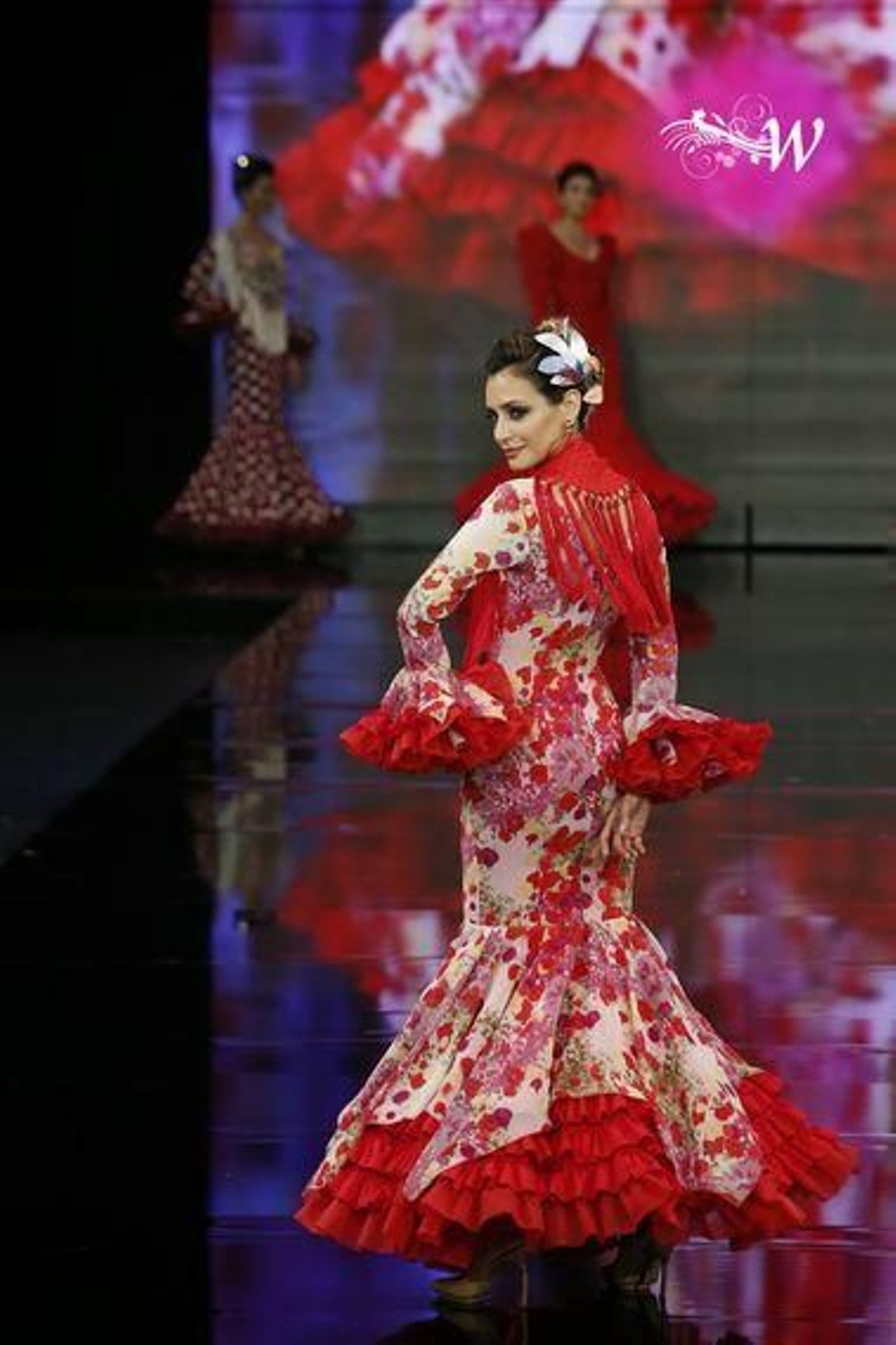 Yolanda Moda Flamenca soprende con 'Firmamento', así es su nueva colección para Simof 2020
