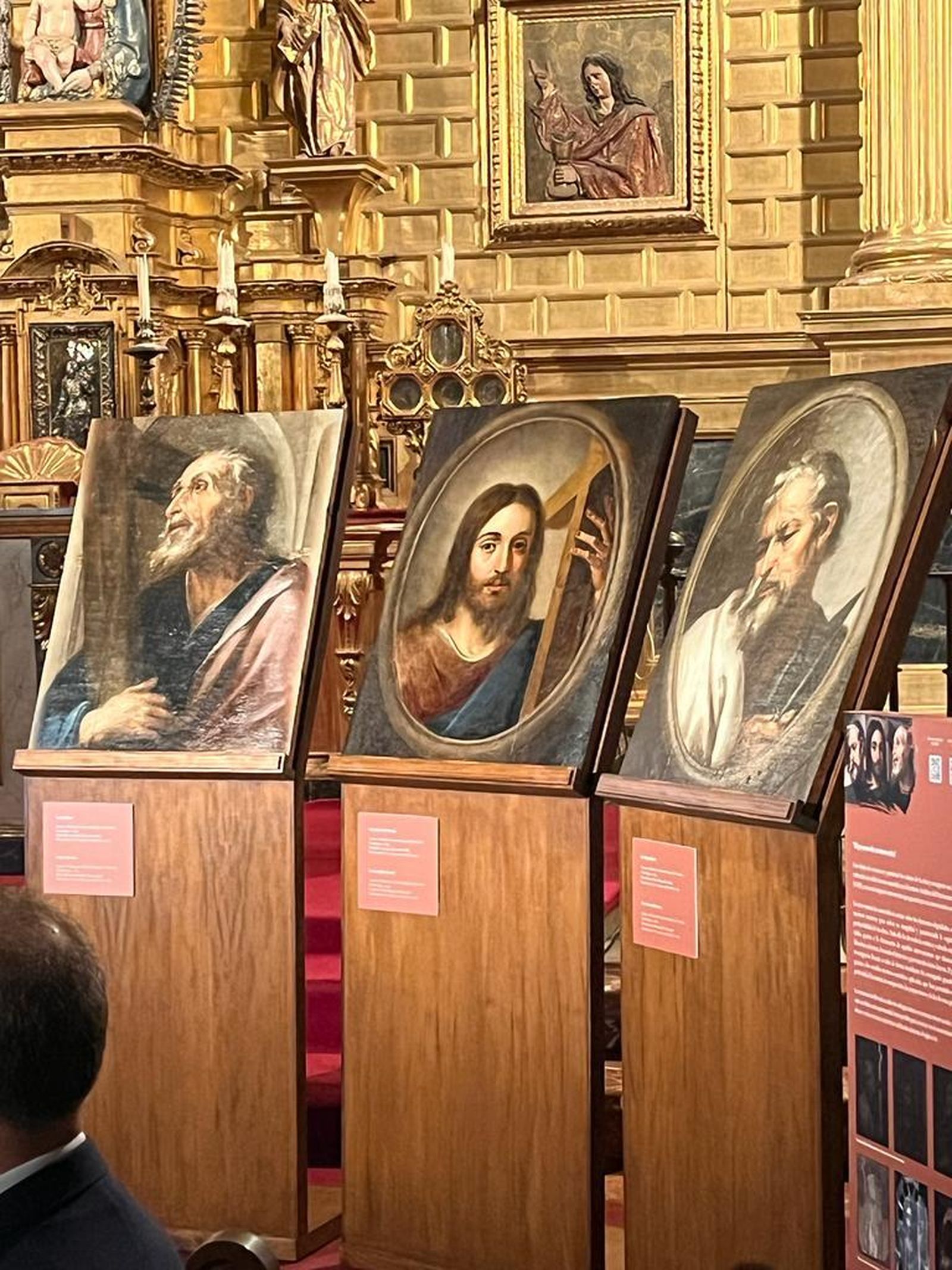 Las tablas barrocas que han sido restauradas.