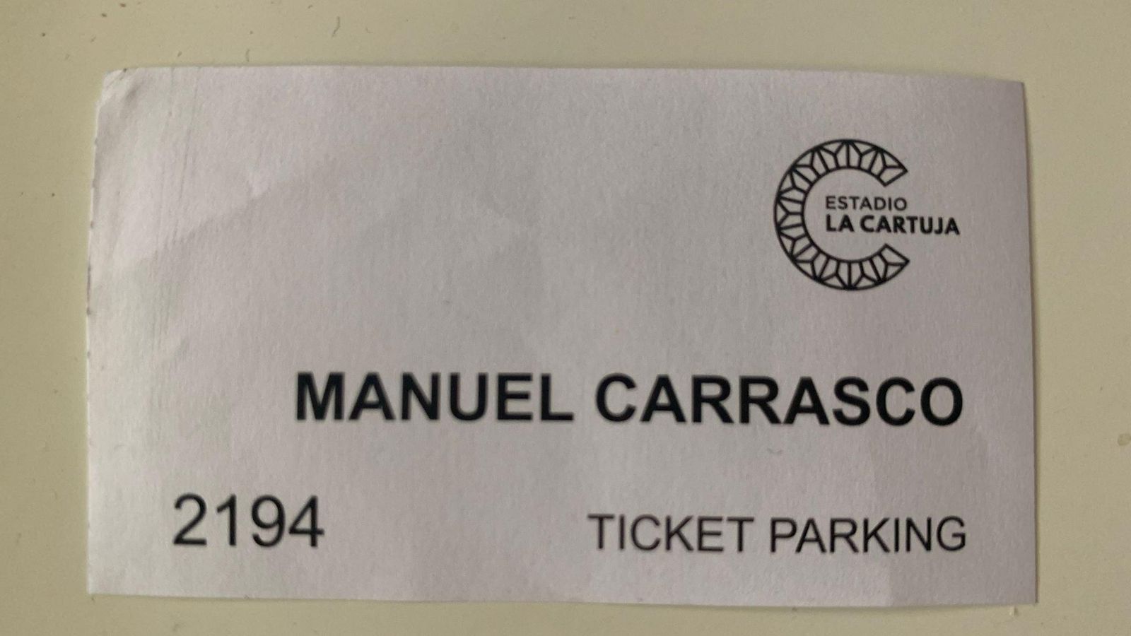 Una imagen del ticket del párking.