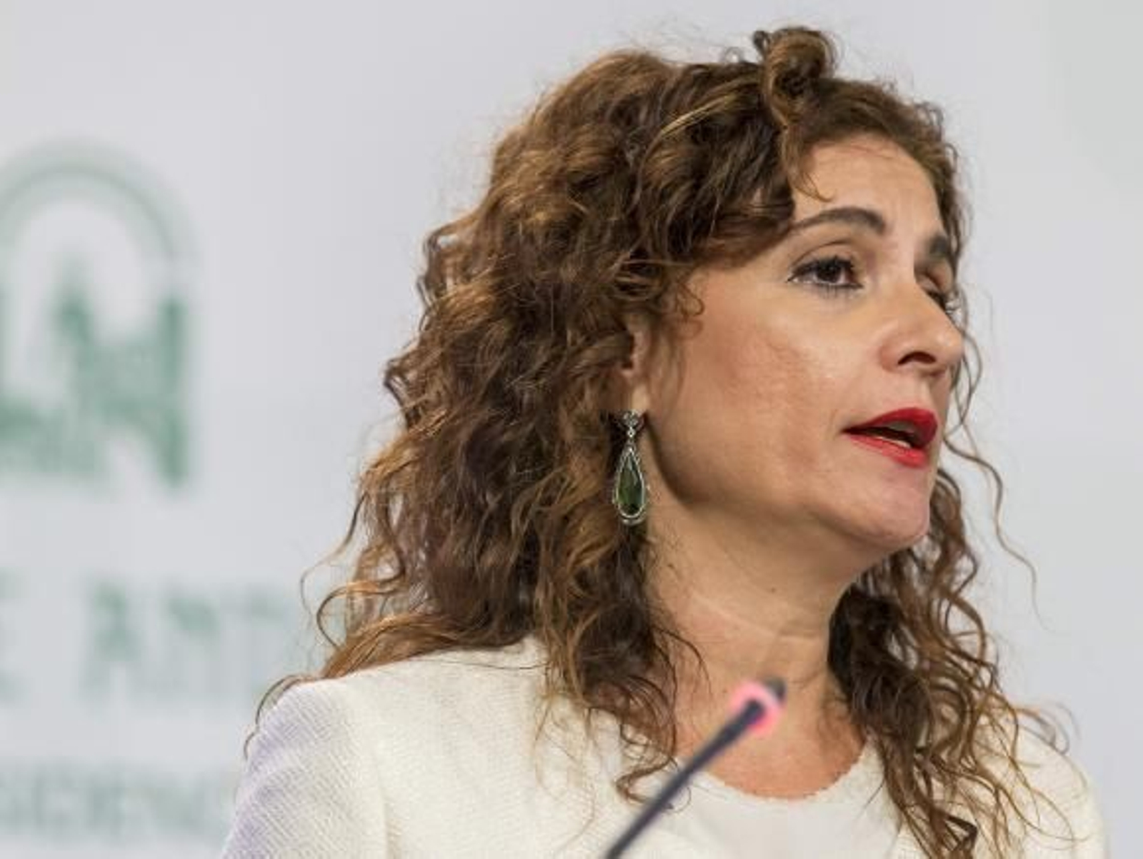 El Presupuesto consume el respiro de los tipos de interés en los sueldos