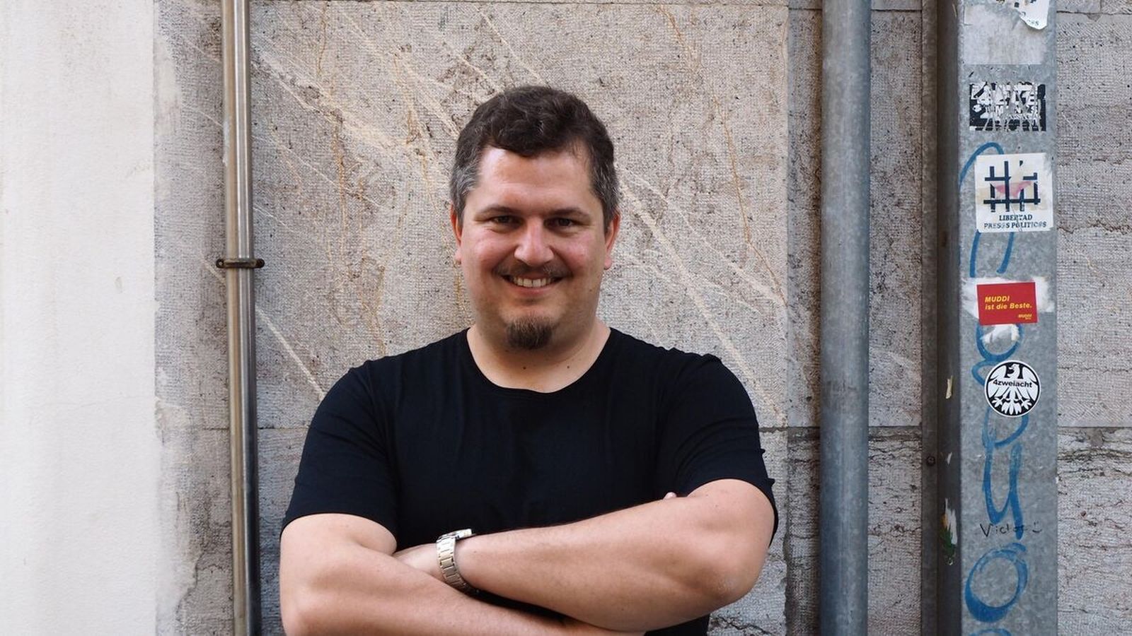 El poeta Ben Clark presenta en Huelva 'Demonios', su último libro