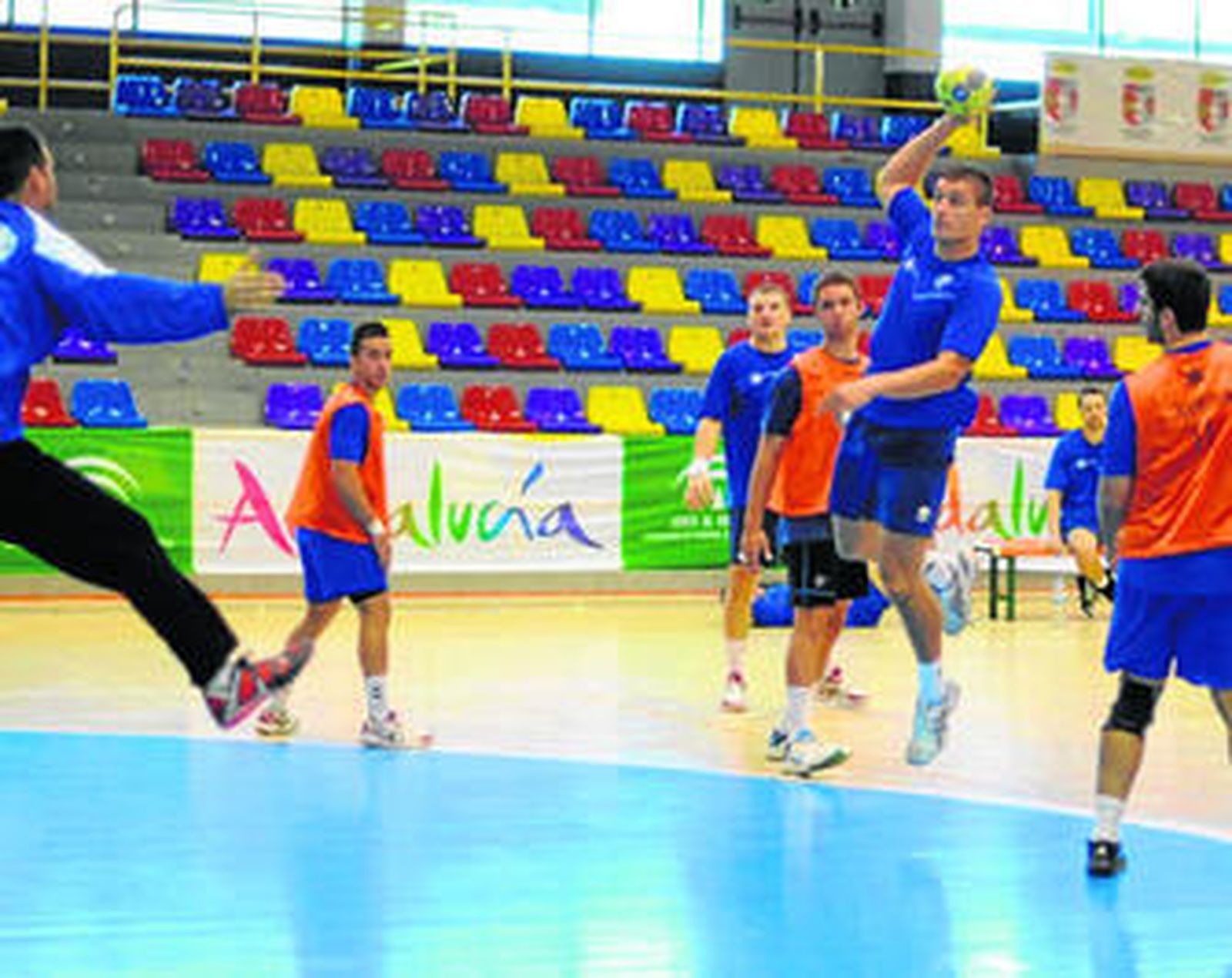 Entrenamiento de ayer en el Fernando Argüelles.