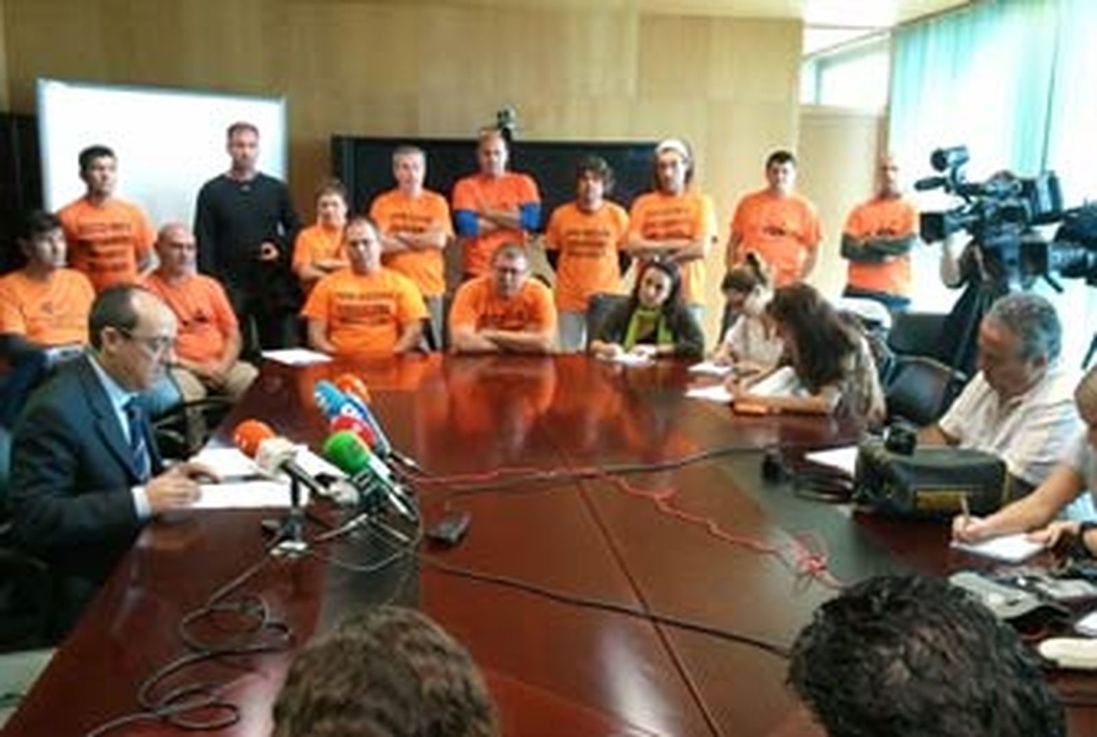 La Junta desestima el ERE de Cádiz Electrónica mientras Visteon insiste en el cierre