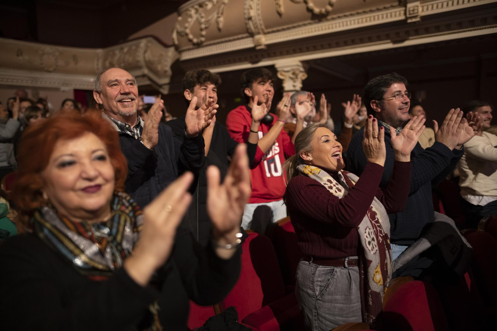 Ambiente en el último día de semifinales del Carnaval Colombino