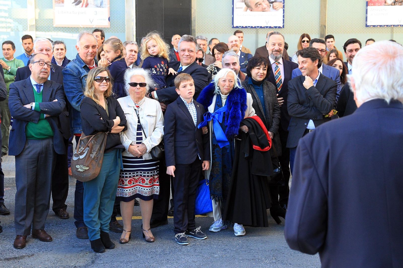 Acto de rotulación de la calle Abogado Juan José Domínguez en imágenes