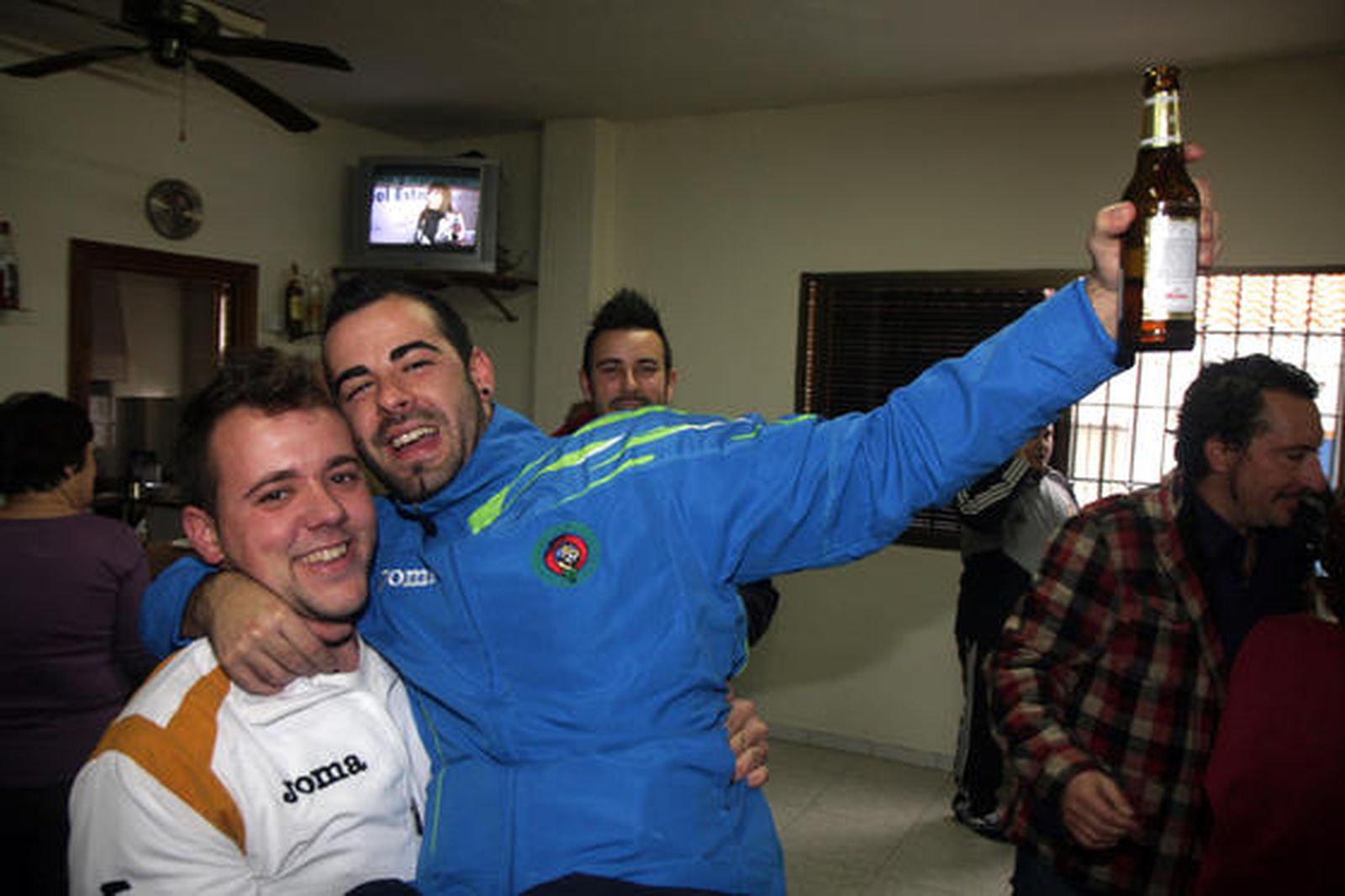 Toca el segundo premio de la Lotería en Véllez de Benaudalla (Granada).

Foto: Lucía Rivas