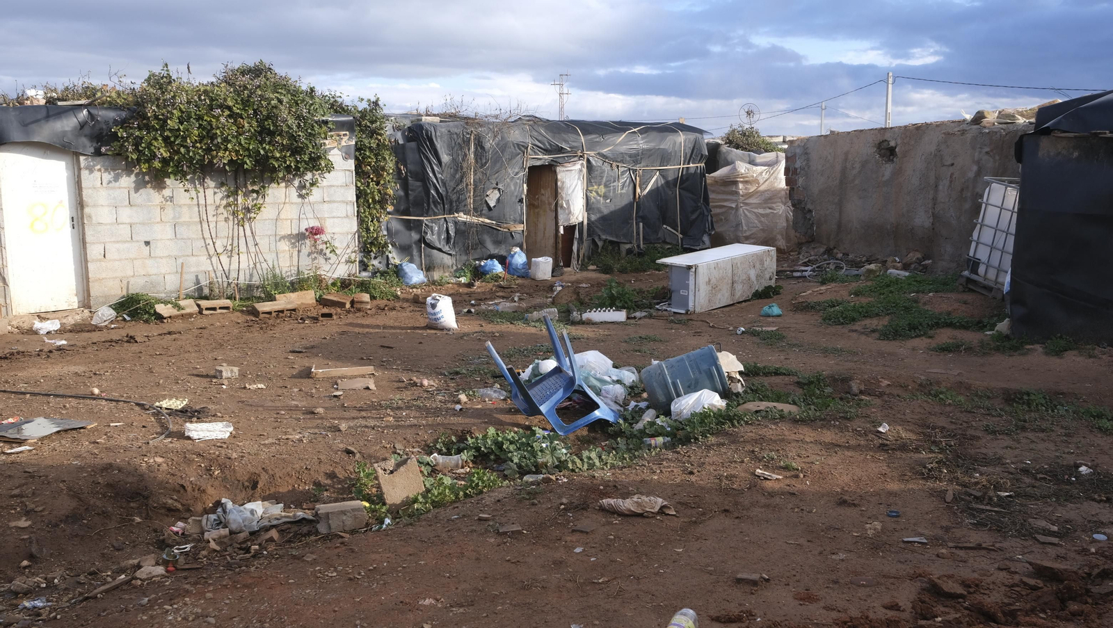 Imágenes del desalojo del asentamiento chabolista 'El Walili', en Níjar