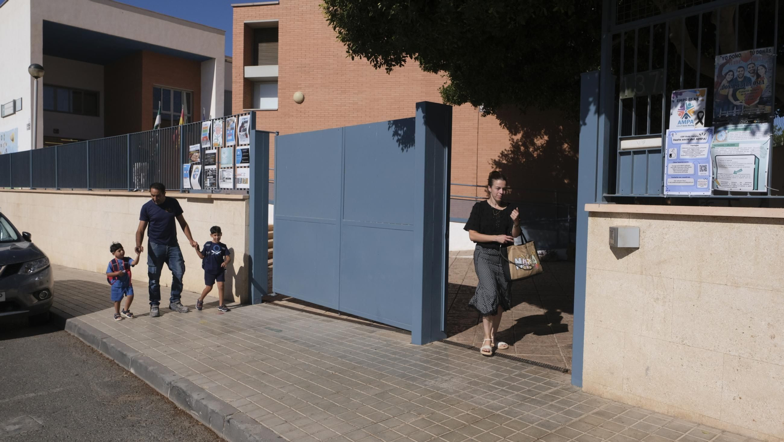 El curso escolar empieza en el Colegio Ginés Morata de Almería, en imágenes