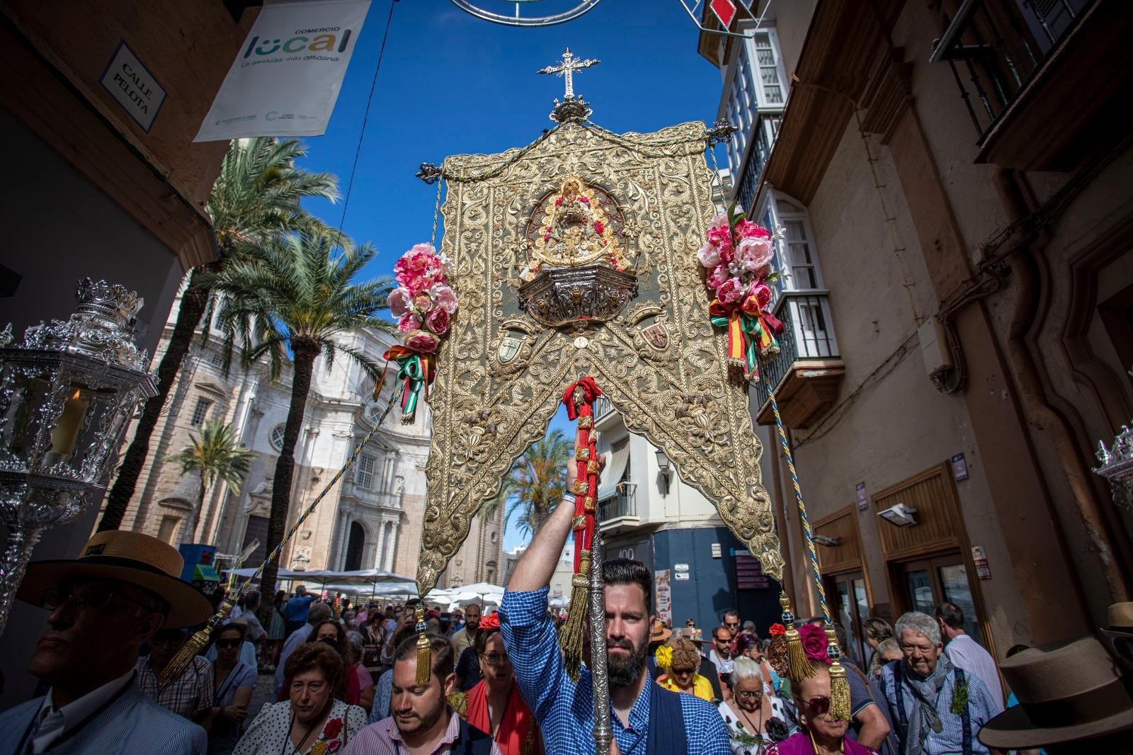 Imágenes de la salida de la hermandad del Rocío de Cádiz