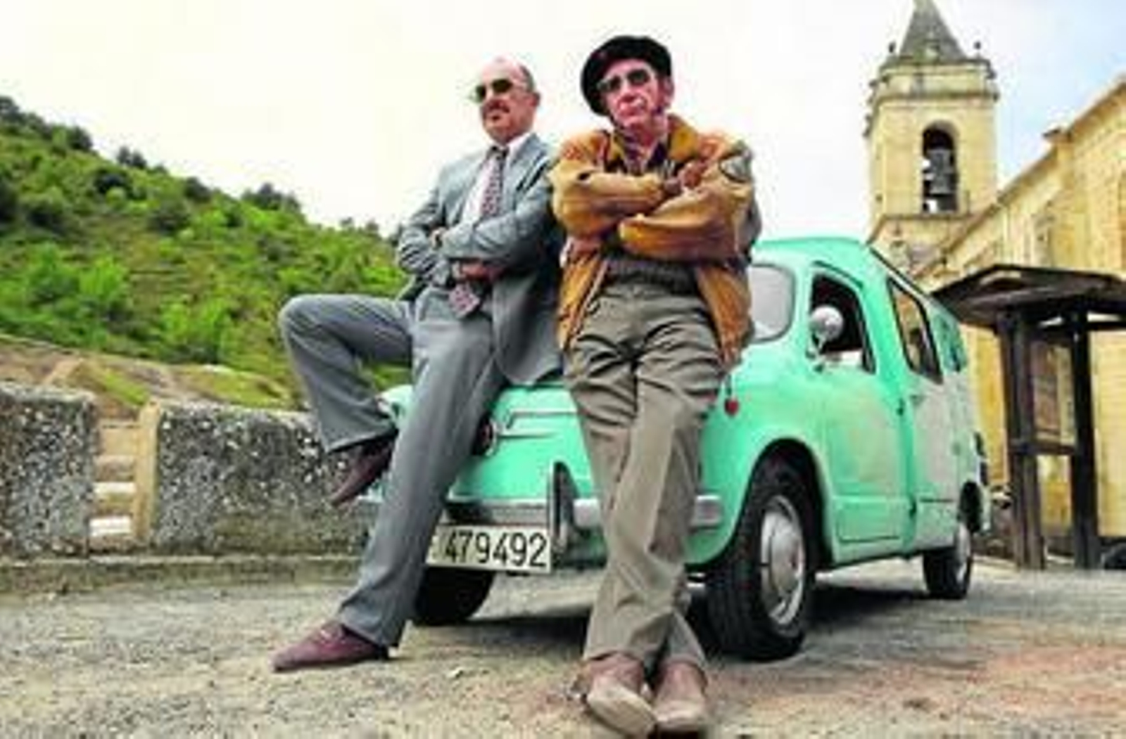 Manuel Manquiña y Karra Elejalde, los detectives gañanes de 'Rey Gitano'.