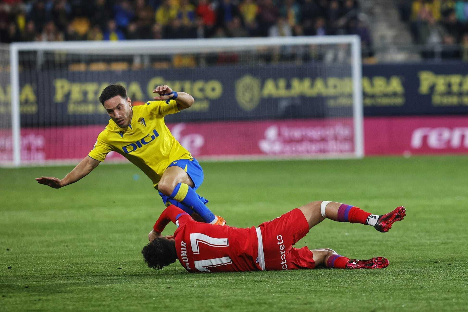 Todas las imágenes del Cádiz C.F.-Getafe